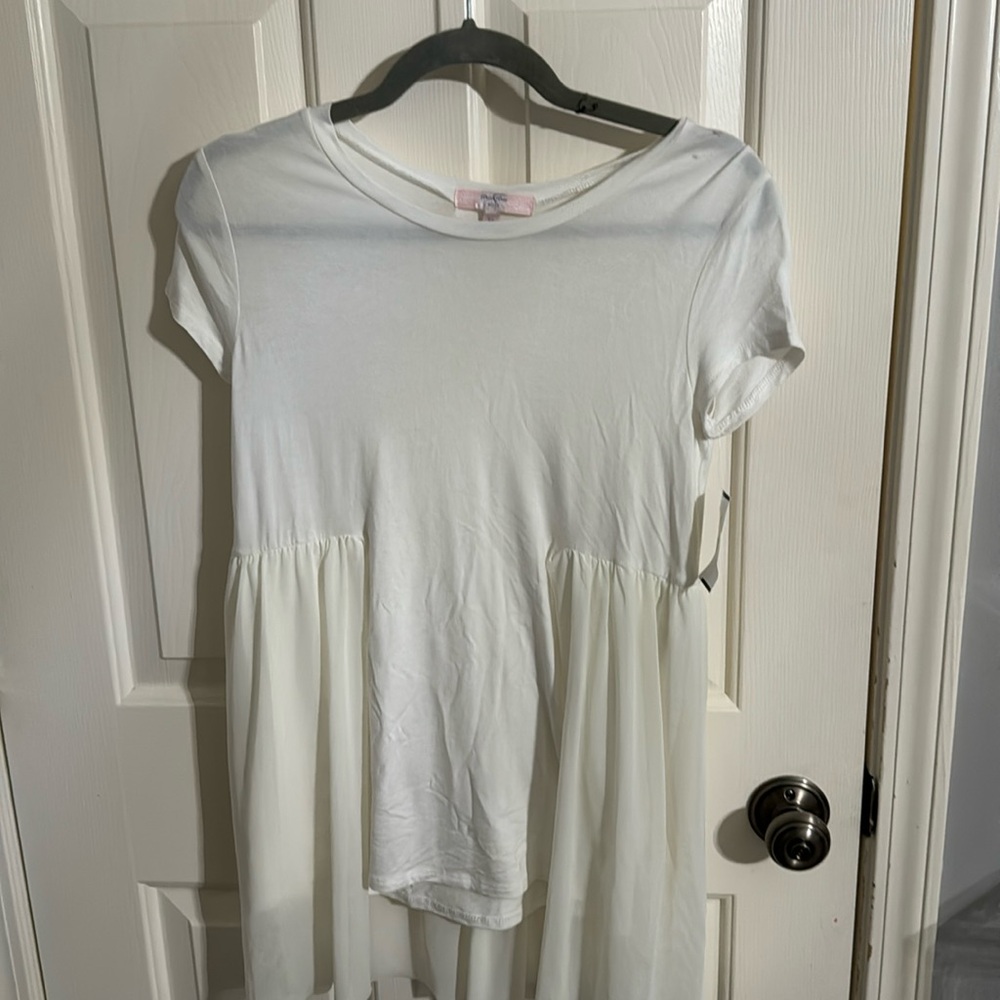 white/Ivory top
girls:xl